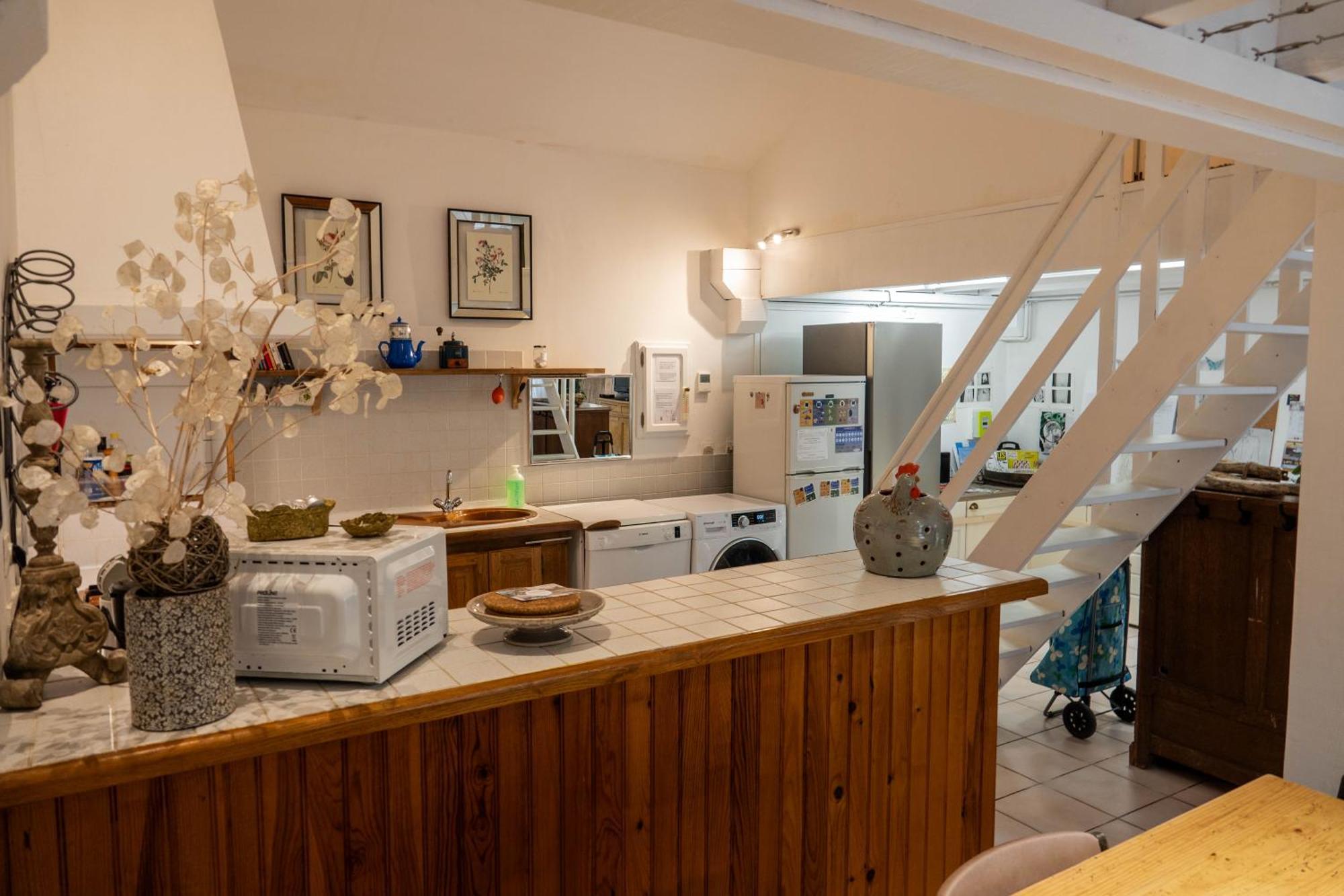Appartement Rives De Bourges à Burzet Extérieur photo