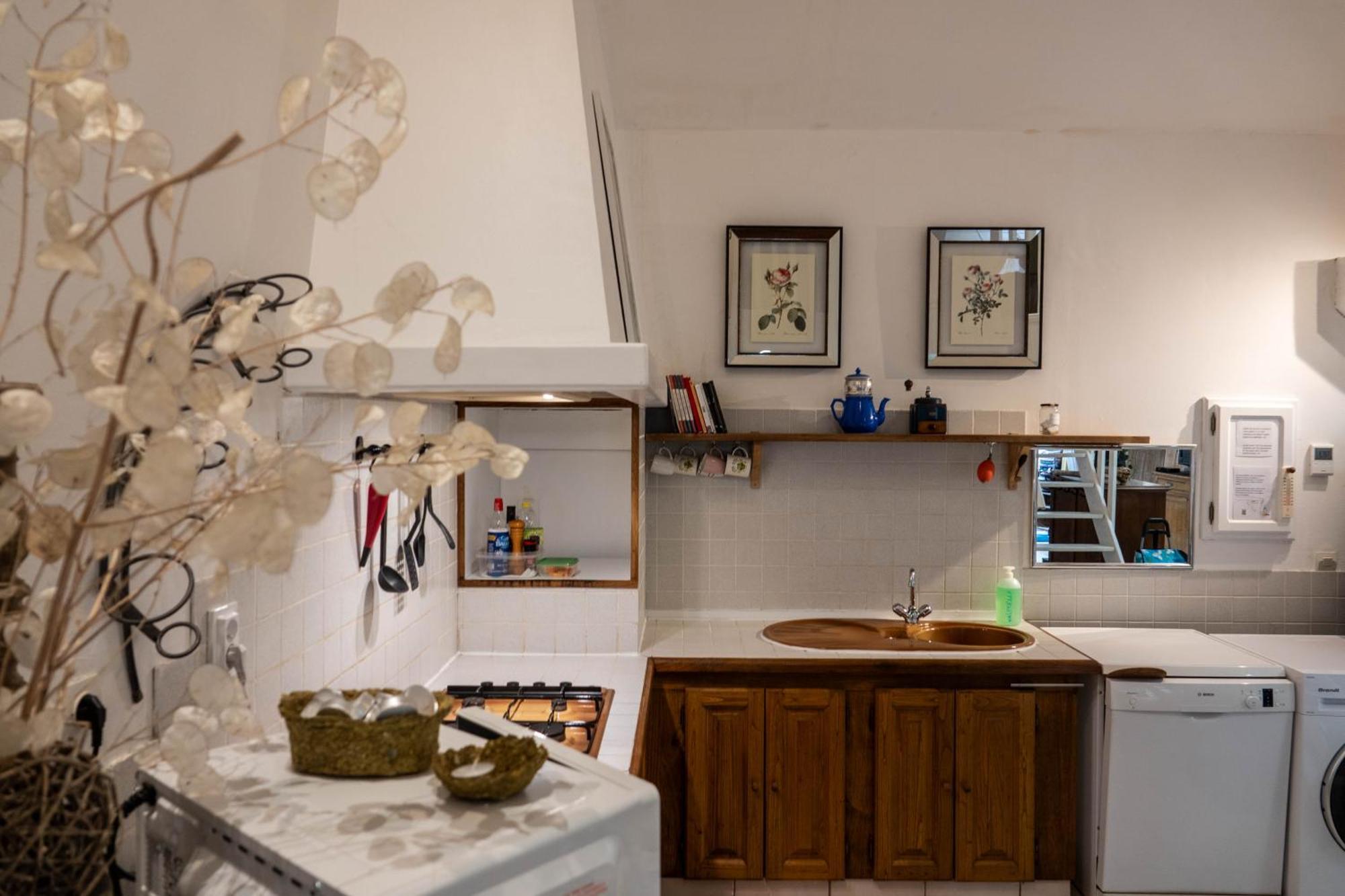 Appartement Rives De Bourges à Burzet Extérieur photo